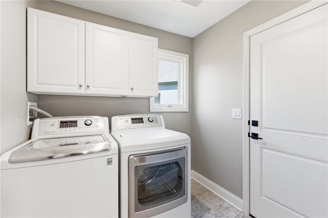 21721 W 52nd Street, Shawnee, KS 66226