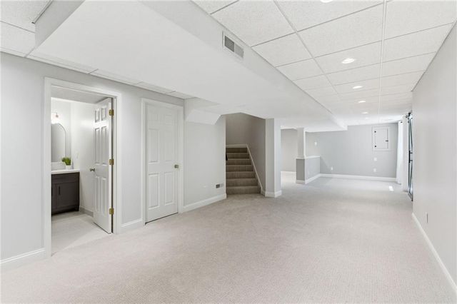 21721 W 52nd Street, Shawnee, KS 66226