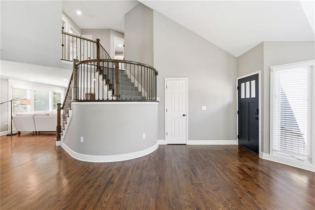 21721 W 52nd Street, Shawnee, KS 66226