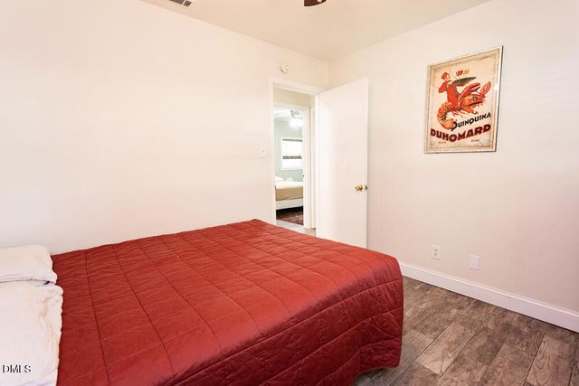9 Plummer Place, Durham, NC 27703