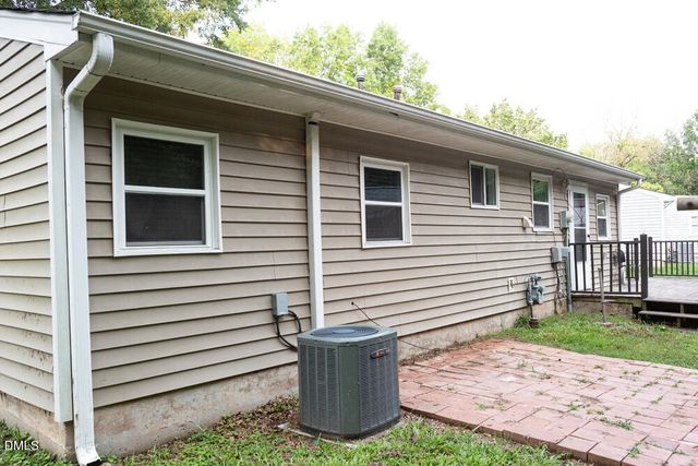 9 Plummer Place, Durham, NC 27703