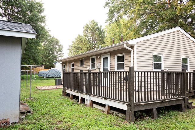9 Plummer Place, Durham, NC 27703