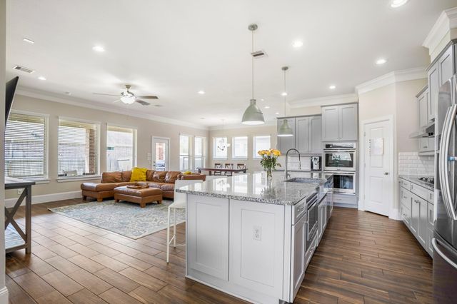 31201 Redwood Manor Court, Spring, TX 77386