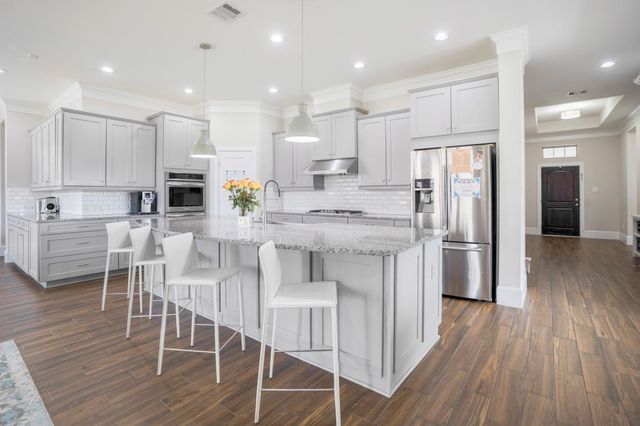 31201 Redwood Manor Court, Spring, TX 77386