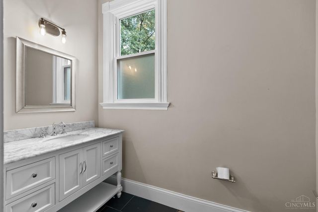 1545 Pullan Avenue, Cincinnati, OH 45223