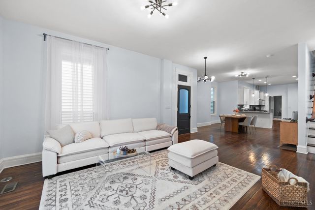 1545 Pullan Avenue, Cincinnati, OH 45223