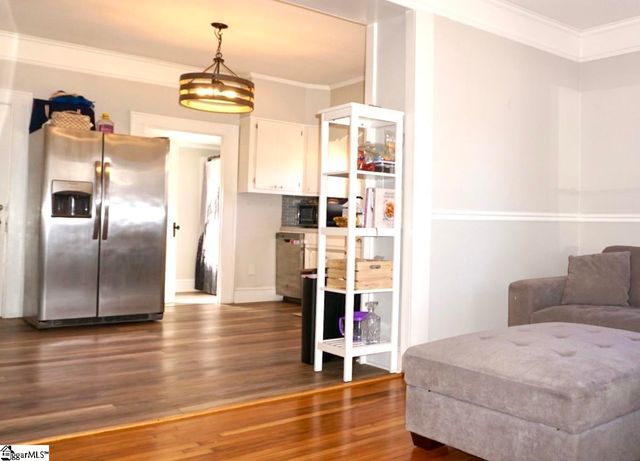 208 Hill Street, Wellford, SC 29385