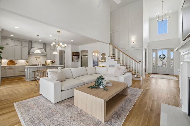 1010 Luxborough Dr, Hendersonville, TN 37075