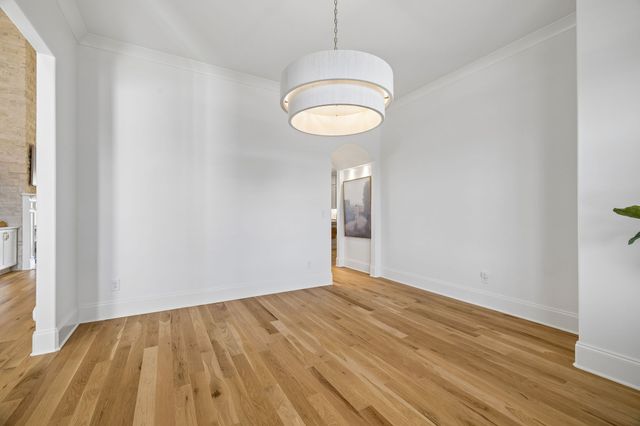 1010 Luxborough Dr, Hendersonville, TN 37075