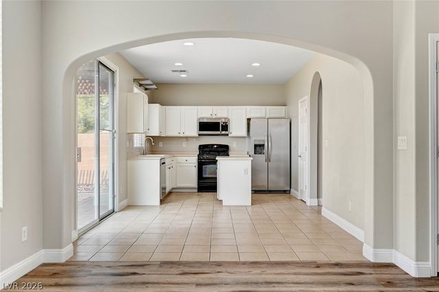 567 East Pinetop Lake Street, Henderson, NV 89002