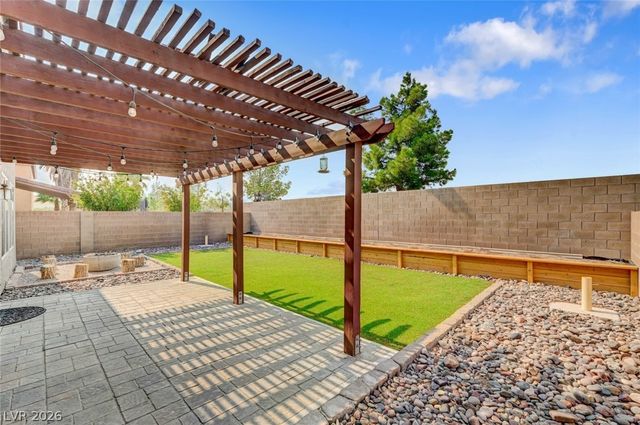 567 East Pinetop Lake Street, Henderson, NV 89002