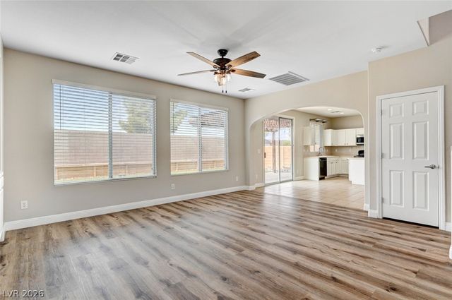 567 East Pinetop Lake Street, Henderson, NV 89002