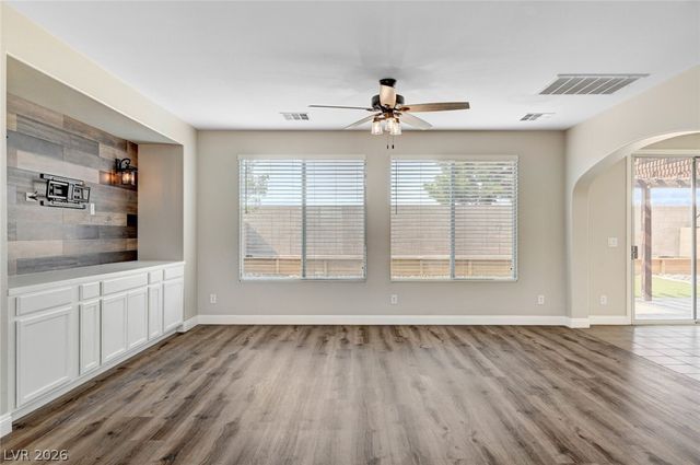 567 East Pinetop Lake Street, Henderson, NV 89002
