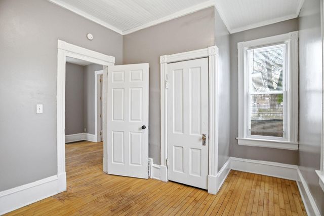 2214 Girard Avenue N, Minneapolis, MN 55411