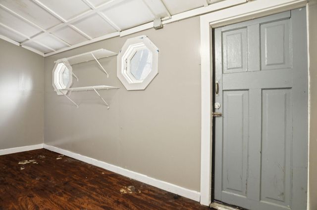 2214 Girard Avenue N, Minneapolis, MN 55411