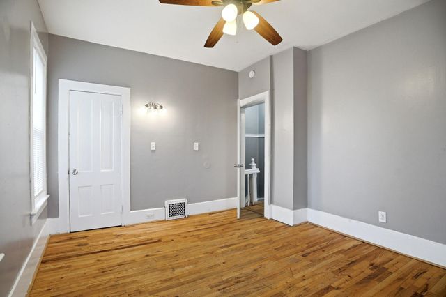 2214 Girard Avenue N, Minneapolis, MN 55411