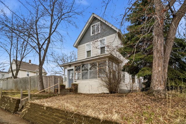 2214 Girard Avenue N, Minneapolis, MN 55411