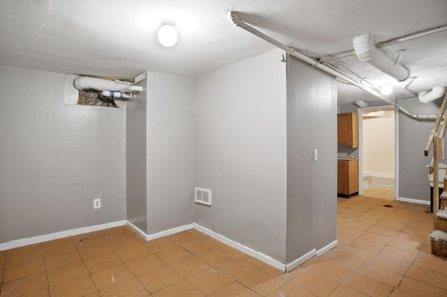 2214 Girard Avenue N, Minneapolis, MN 55411