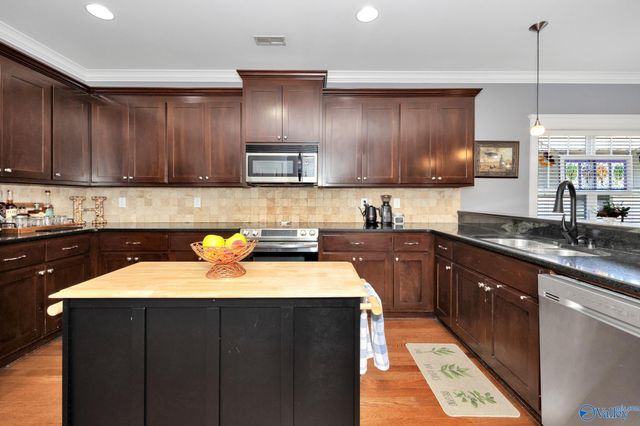 1127 Rison Avenue NE, Huntsville, AL 35801