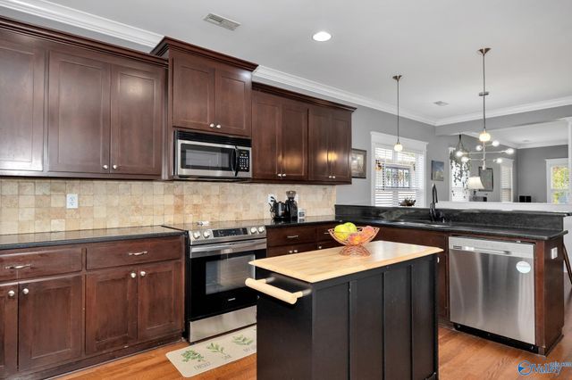1127 Rison Avenue NE, Huntsville, AL 35801