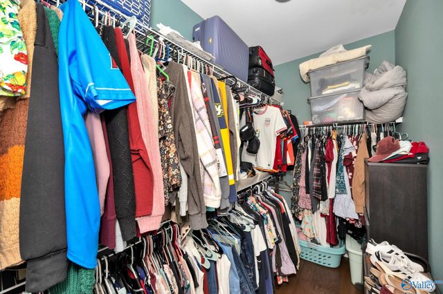 1127 Rison Avenue NE, Huntsville, AL 35801