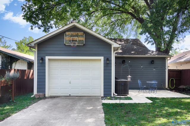 1127 Rison Avenue NE, Huntsville, AL 35801
