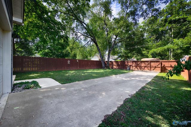 1127 Rison Avenue NE, Huntsville, AL 35801