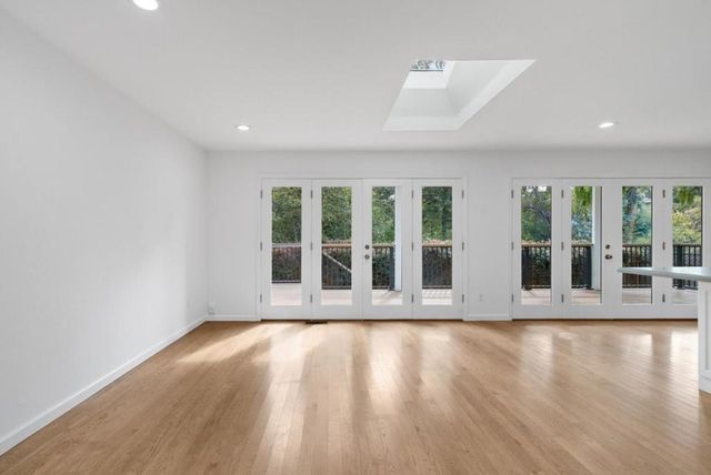 1435 Eastcrest Court, Santa Cruz, CA 95062