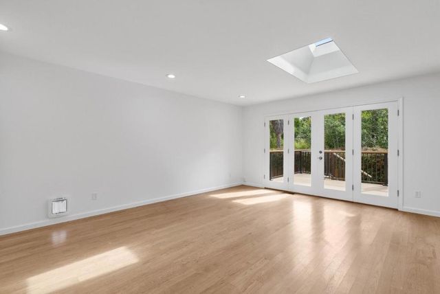 1435 Eastcrest Court, Santa Cruz, CA 95062