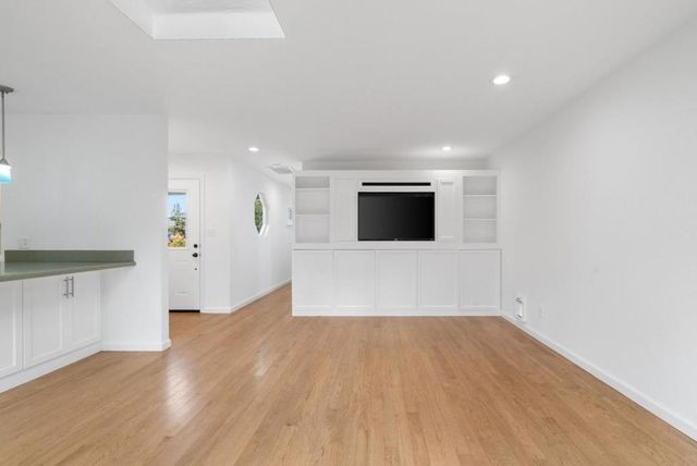 1435 Eastcrest Court, Santa Cruz, CA 95062