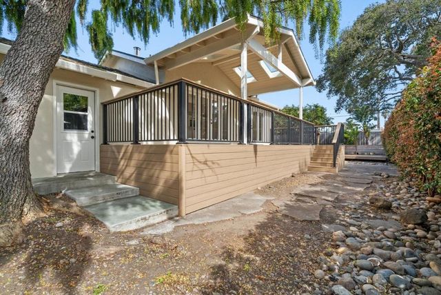1435 Eastcrest Court, Santa Cruz, CA 95062