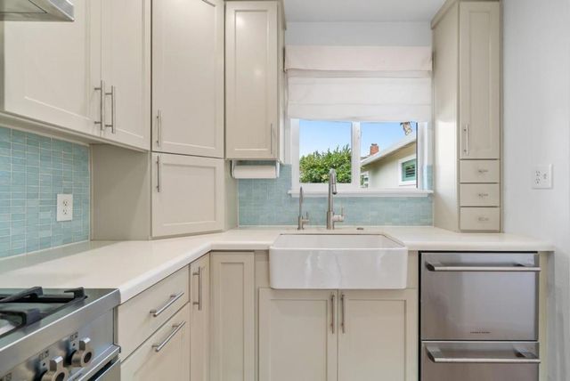 1435 Eastcrest Court, Santa Cruz, CA 95062