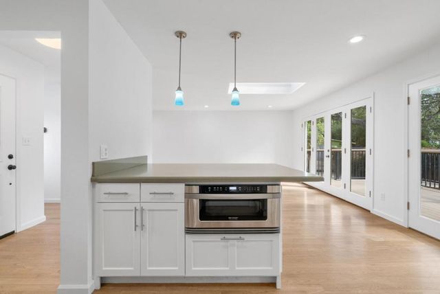 1435 Eastcrest Court, Santa Cruz, CA 95062