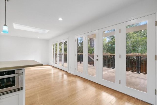 1435 Eastcrest Court, Santa Cruz, CA 95062