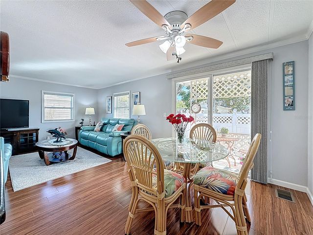 7880 54TH AVENUE N 54, St Petersburg, FL 33709