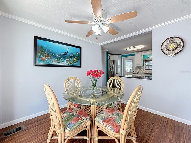 7880 54TH AVENUE N 54, St Petersburg, FL 33709