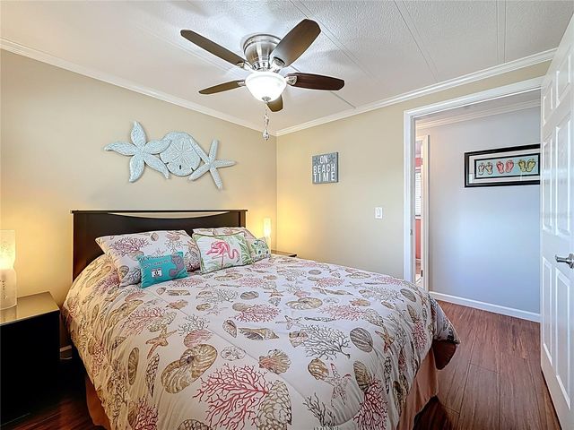 7880 54TH AVENUE N 54, St Petersburg, FL 33709