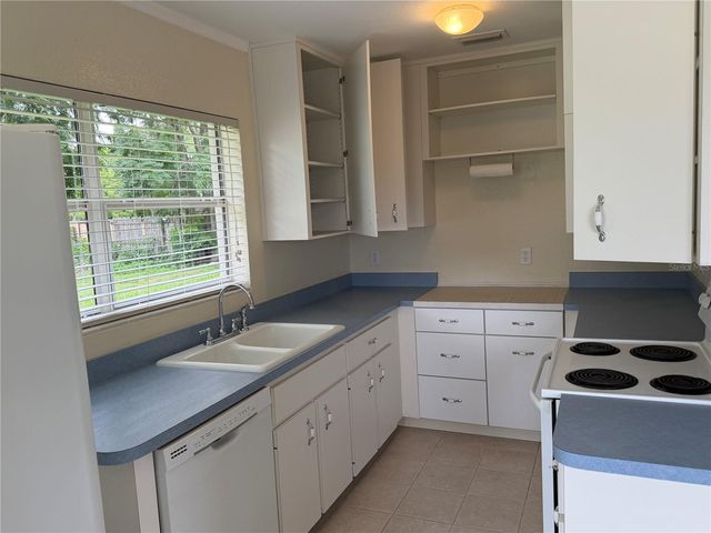 2301 E WARM SPRINGS AVENUE, Coleman, FL 33521
