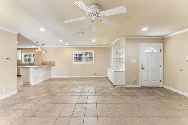 1919 American DR B-110, Lago Vista, TX 78645