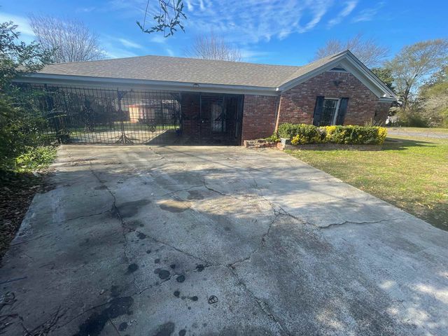 271 W BROOKS RD, Memphis, TN 38109