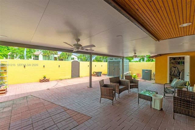 8612 SW 148th Place, Miami, FL 33193