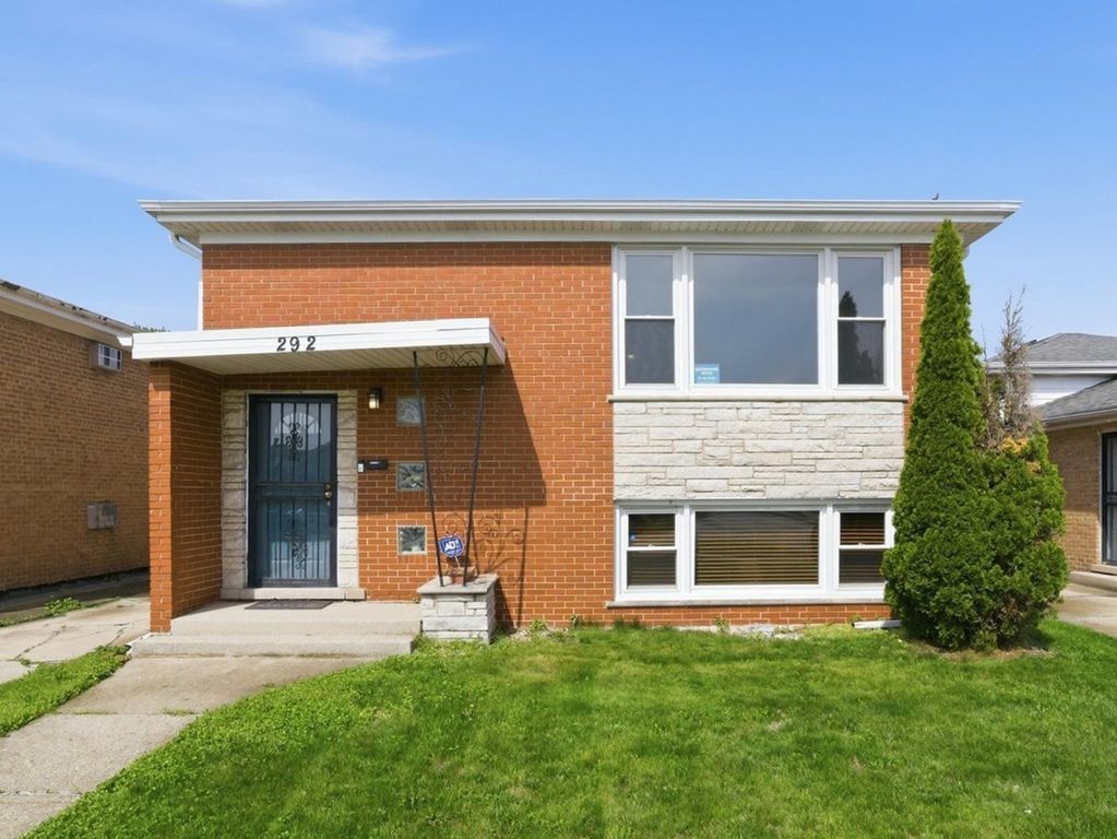 292 Bensley Avenue, Calumet City, IL 60409