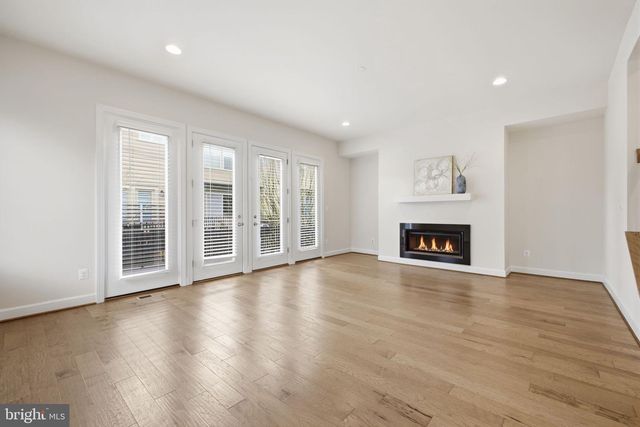 42313 IMPERVIOUS TER, Brambleton, VA 20148