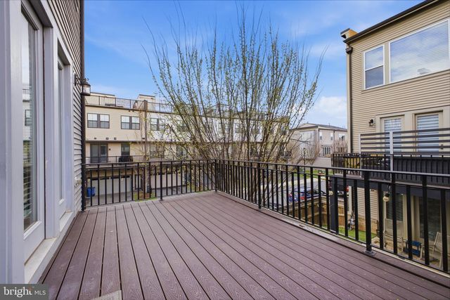 42313 IMPERVIOUS TER, Brambleton, VA 20148