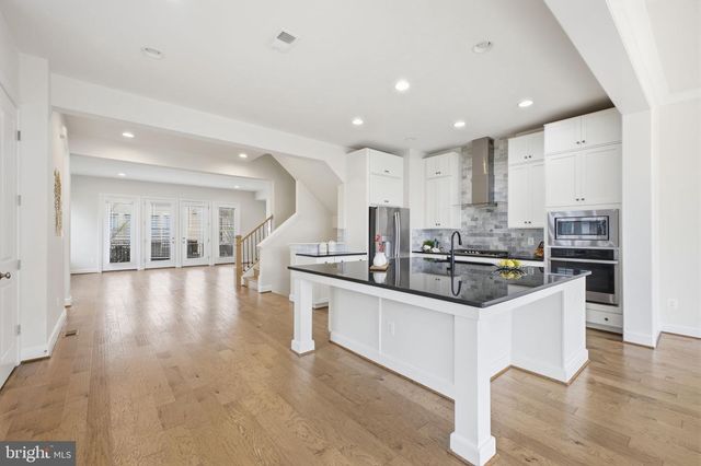 42313 IMPERVIOUS TER, Brambleton, VA 20148