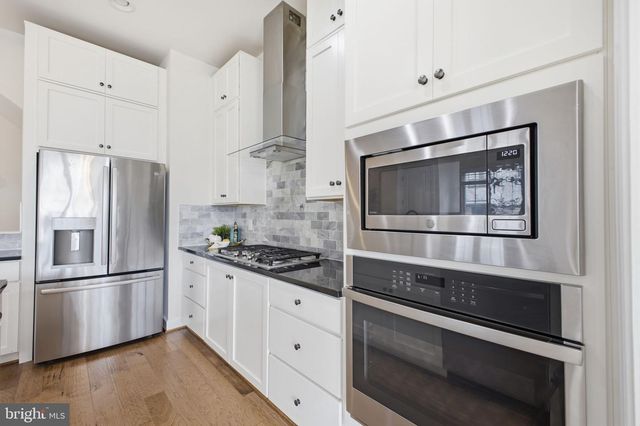 42313 IMPERVIOUS TER, Brambleton, VA 20148