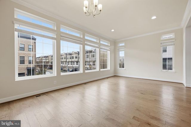 42313 IMPERVIOUS TER, Brambleton, VA 20148