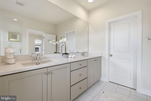 42313 IMPERVIOUS TER, Brambleton, VA 20148