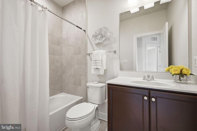 42313 IMPERVIOUS TER, Brambleton, VA 20148