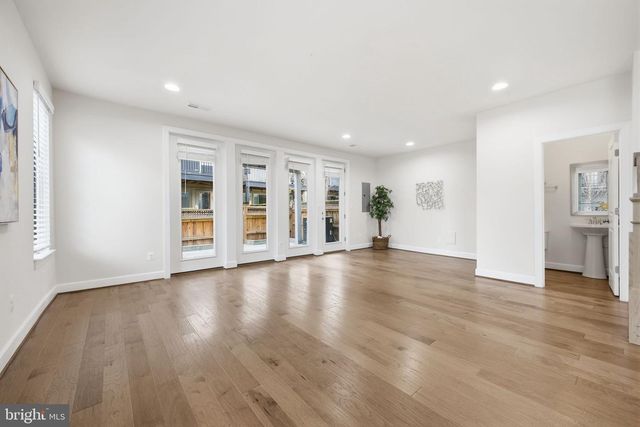 42313 IMPERVIOUS TER, Brambleton, VA 20148